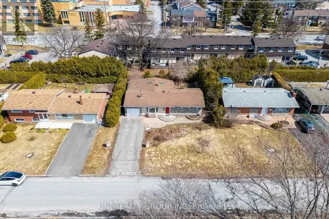 17 Forest Park Avenue Ottawa ON K2E 5A2