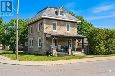 5529 Lion Street Ottawa ON K0A 2W0