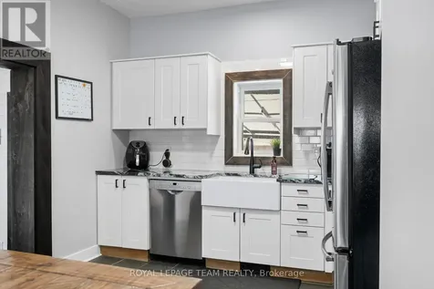 5529 Lion Street Ottawa ON K0A 2W0