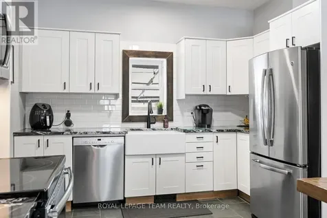 5529 Lion Street Ottawa ON K0A 2W0