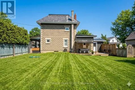 5529 Lion Street Ottawa ON K0A 2W0