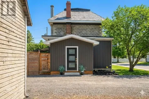 5529 Lion Street Ottawa ON K0A 2W0