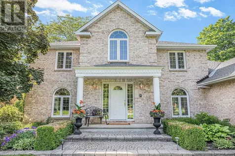 105 Margaret Anne Drive Ottawa ON K0A 1L0