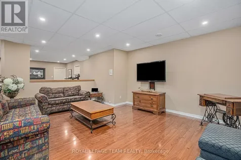105 Margaret Anne Drive Ottawa ON K0A 1L0