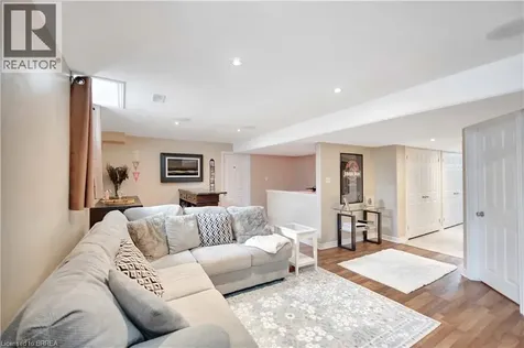 189 Hunter Way Brantford ON N3T 0B7