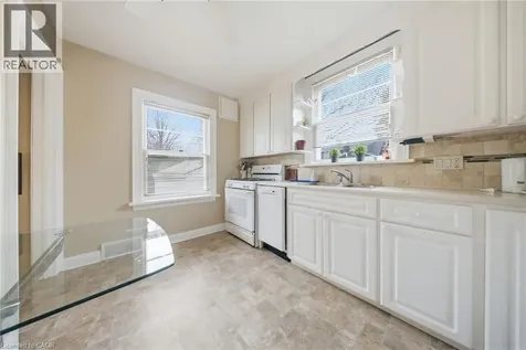 243 Sydney Street Milton ON L9T 1E2