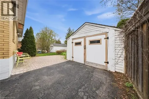 243 Sydney Street Milton ON L9T 1E2