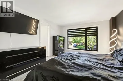 2192 Melissa Crescent Burlington ON L7P 4J7