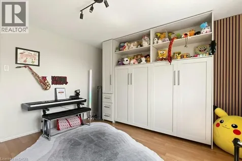 2192 Melissa Crescent Burlington ON L7P 4J7