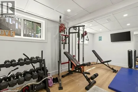 2192 Melissa Crescent Burlington ON L7P 4J7
