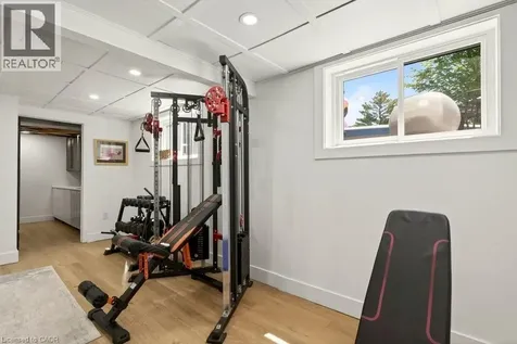 2192 Melissa Crescent Burlington ON L7P 4J7