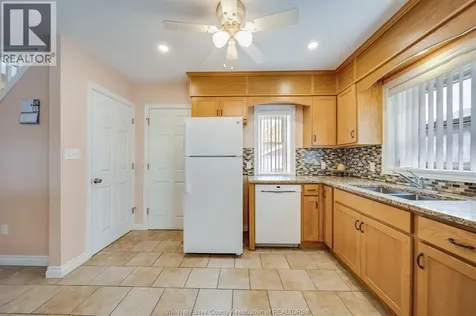 2168 Dominion Boulevard Windsor ON N9B 3H9
