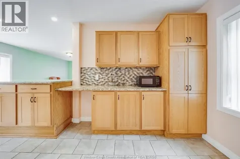 2168 Dominion Boulevard Windsor ON N9B 3H9