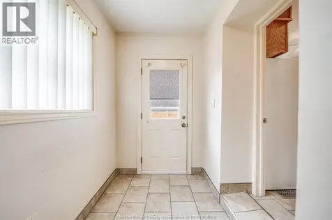 2168 Dominion Boulevard Windsor ON N9B 3H9