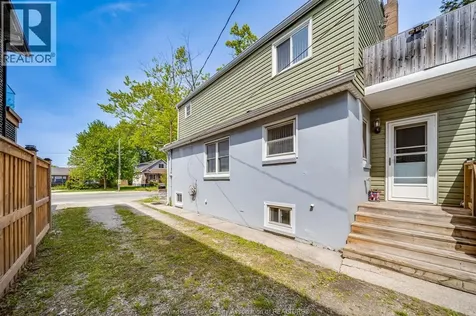 2168 Dominion Boulevard Windsor ON N9B 3H9