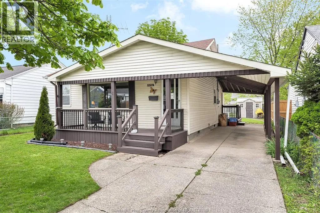 2278 Marentette Avenue Windsor ON N8W 2C1