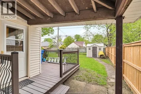 2278 Marentette Avenue Windsor ON N8W 2C1