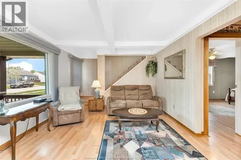 2278 Marentette Avenue Windsor ON N8W 2C1