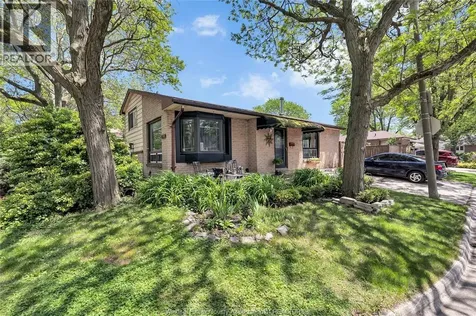 8315 Enfield Place Windsor ON N8S 4M8