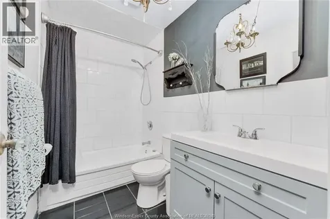 8315 Enfield Place Windsor ON N8S 4M8