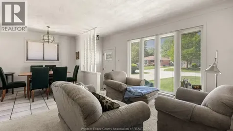 2632 Everts Avenue Windsor ON N9E 2V1