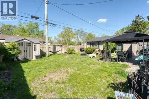 3185 Askin Windsor ON N9E 3J4