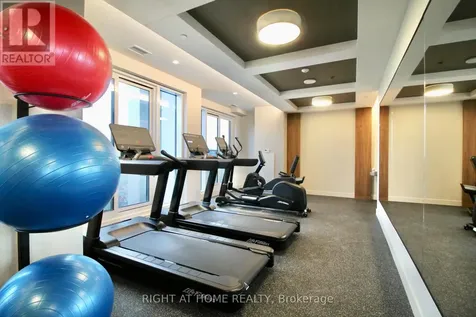 560 Rideau Street Ottawa ON K1N 5Z8
