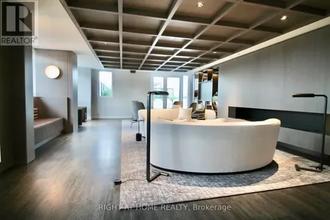 560 Rideau Street Ottawa ON K1N 5Z8