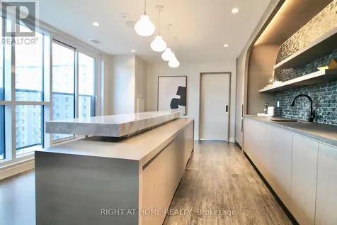 560 Rideau Street Ottawa ON K1N 5Z8