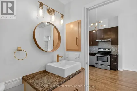 682 Churchill Avenue North Ottawa ON K1Z 5G5