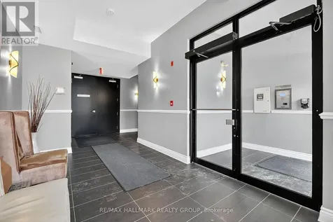 682 Churchill Avenue North Ottawa ON K1Z 5G5