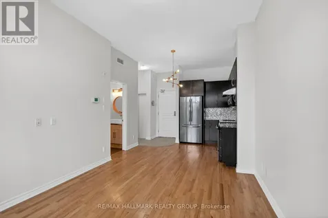 682 Churchill Avenue North Ottawa ON K1Z 5G5