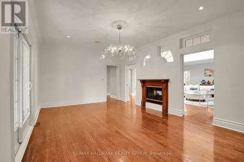 435 Westminster Avenue Ottawa ON K2A 2T7