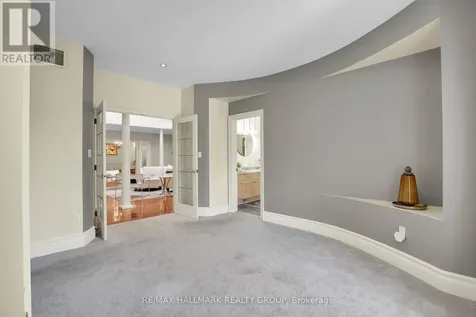435 Westminster Avenue Ottawa ON K2A 2T7