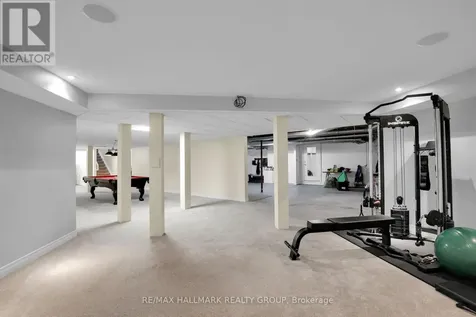 435 Westminster Avenue Ottawa ON K2A 2T7
