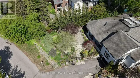 435 Westminster Avenue Ottawa ON K2A 2T7