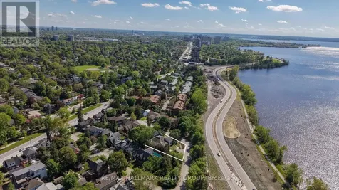 435 Westminster Avenue Ottawa ON K2A 2T7