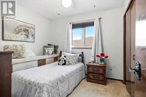 32 Brock Street St. Thomas ON N5P 2B2