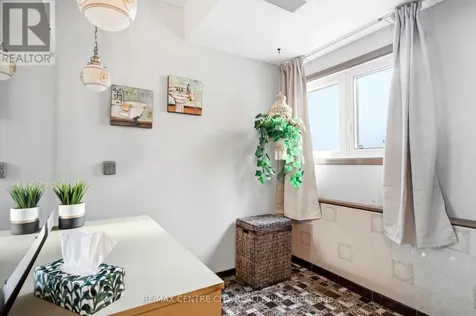 32 Brock Street St. Thomas ON N5P 2B2