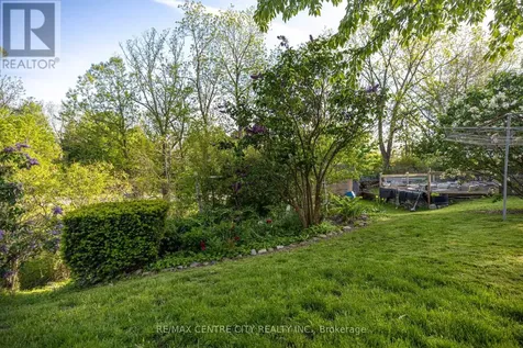 32 Brock Street St. Thomas ON N5P 2B2