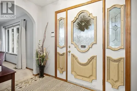 32 Brock Street St. Thomas ON N5P 2B2