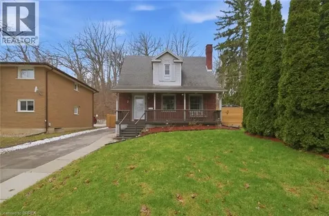 7 Barry Drive Brantford ON N3T 1W1