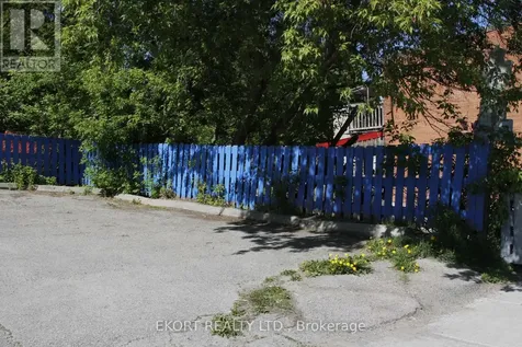 66 St Lawrence Street West Centre Hastings ON K0K 2K0