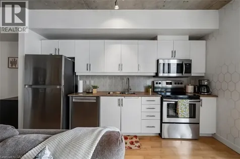1375 Dupont Street Toronto ON M6H 4J8
