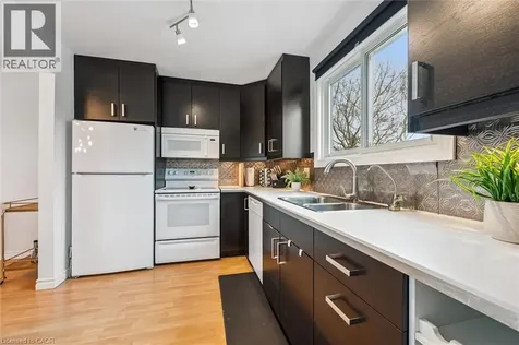 423 Cadbury Court Waterloo ON N2K 3G7