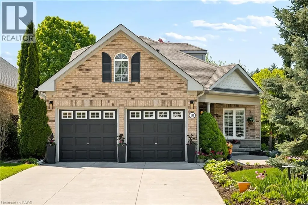 147 Reiber Court Waterloo ON N2L 6N2