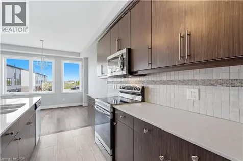 2060 Meadowgate Boulevard London ON N6M 0H5