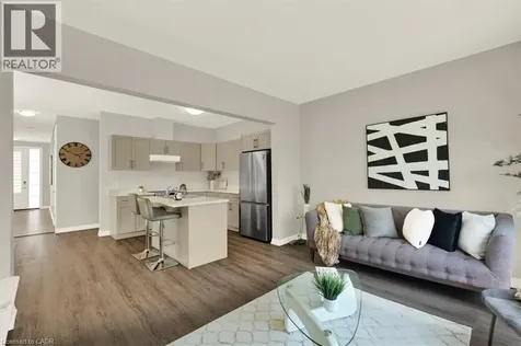 9338 White Oak Avenue Niagara Falls ON L2G 3P6