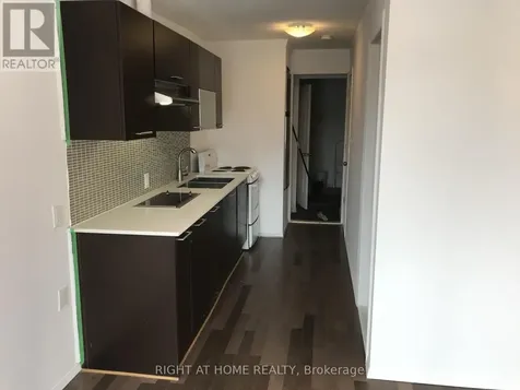 104 Danforth Road Toronto (oakridge) ON M1L 3W7