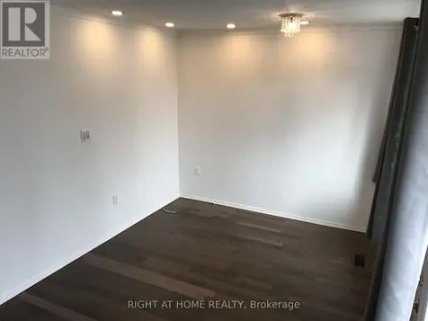 104 Danforth Road Toronto (oakridge) ON M1L 3W7
